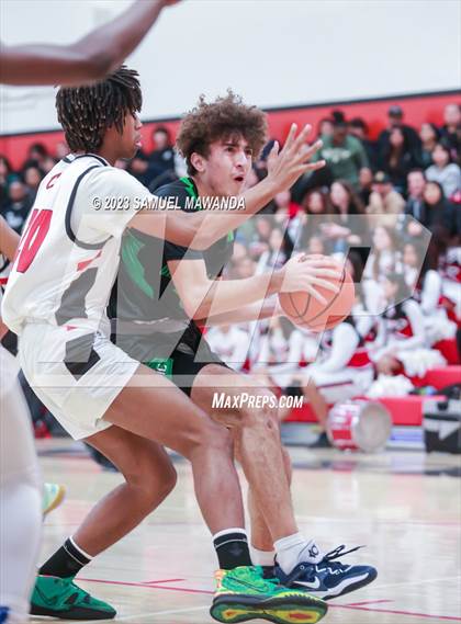 Thumbnail 2 in Cleveland vs  Granada Hills Charter photogallery.