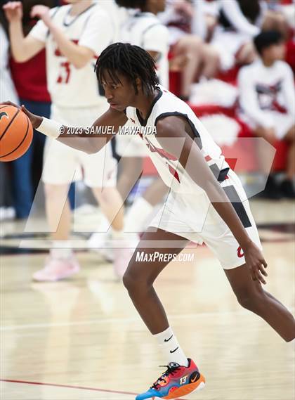 Thumbnail 2 in Cleveland vs  Granada Hills Charter photogallery.