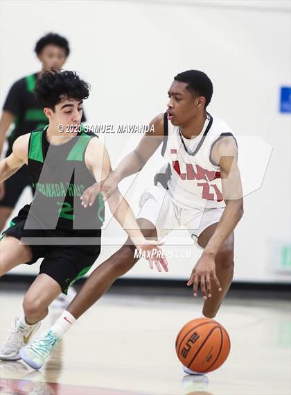 Thumbnail 3 in Cleveland vs  Granada Hills Charter photogallery.