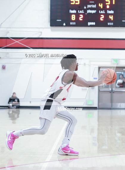 Thumbnail 3 in Cleveland vs  Granada Hills Charter photogallery.