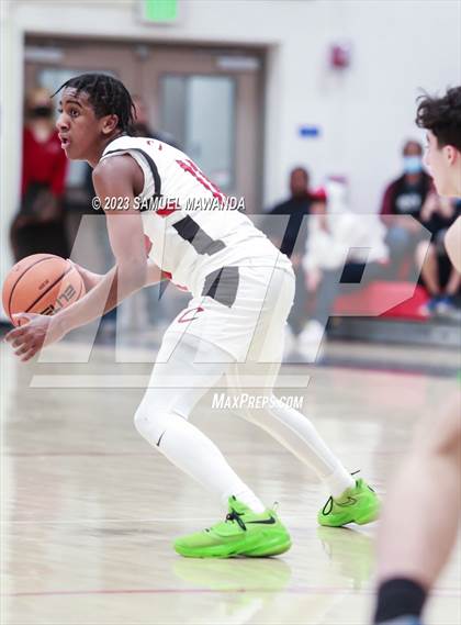 Thumbnail 3 in Cleveland vs  Granada Hills Charter photogallery.