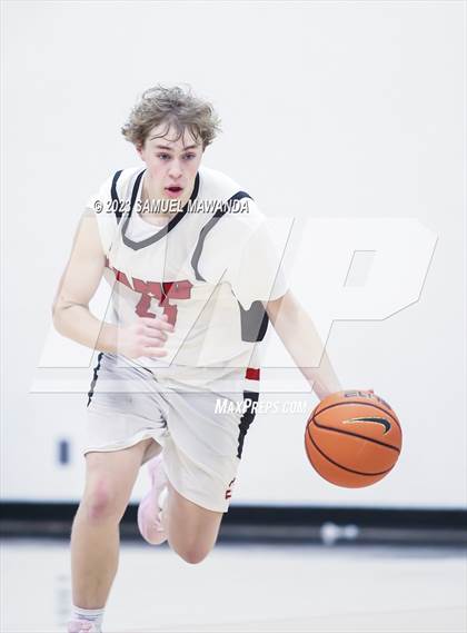 Thumbnail 3 in Cleveland vs  Granada Hills Charter photogallery.