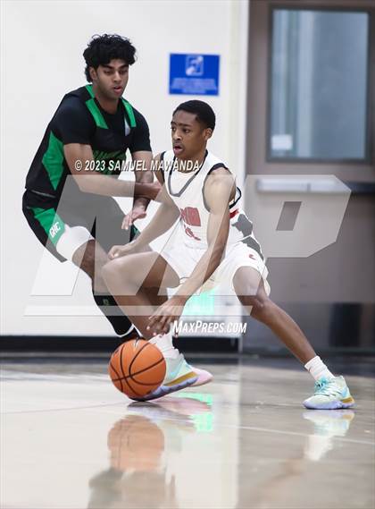 Thumbnail 2 in Cleveland vs  Granada Hills Charter photogallery.