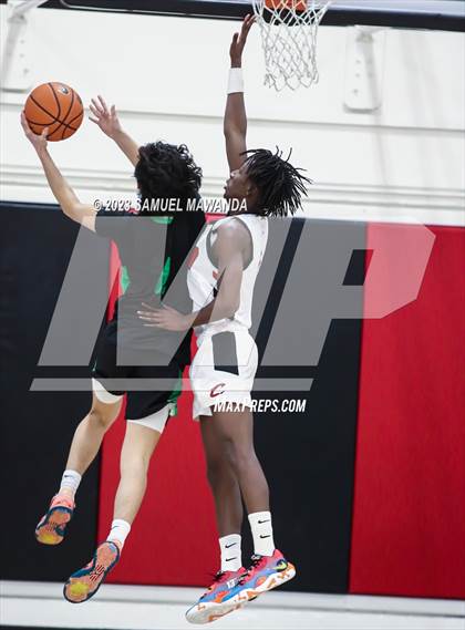 Thumbnail 3 in Cleveland vs  Granada Hills Charter photogallery.