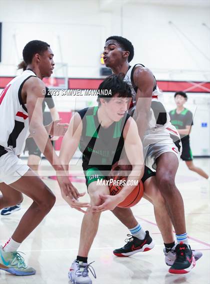 Thumbnail 2 in Cleveland vs  Granada Hills Charter photogallery.