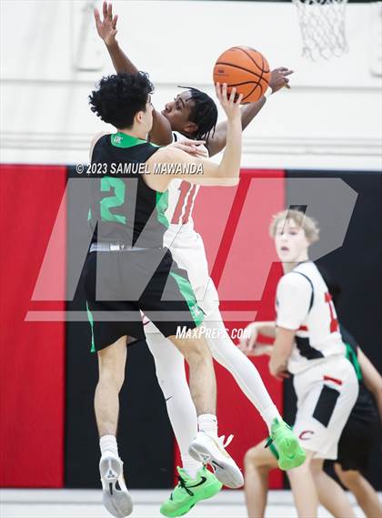 Thumbnail 2 in Cleveland vs  Granada Hills Charter photogallery.