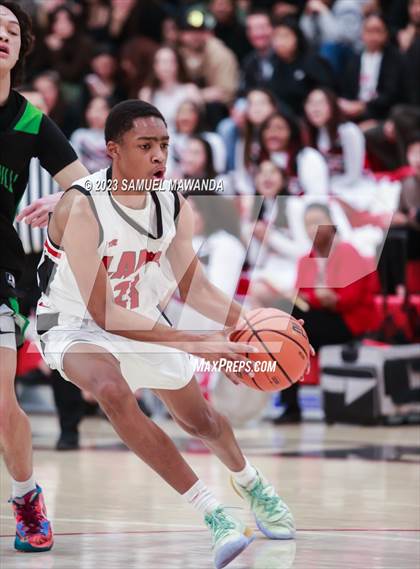 Thumbnail 2 in Cleveland vs  Granada Hills Charter photogallery.
