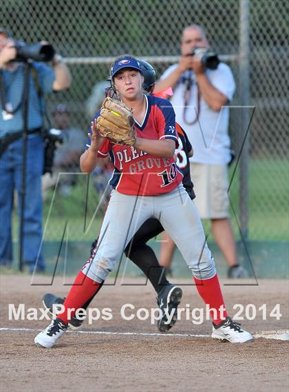 Thumbnail 1 in Pleasant Grove vs. Vacaville (CIF SJS Final - Game 2) photogallery.