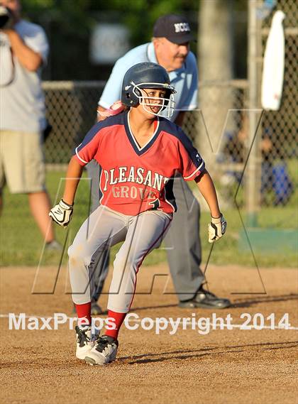 Thumbnail 3 in Pleasant Grove vs. Vacaville (CIF SJS Final - Game 2) photogallery.