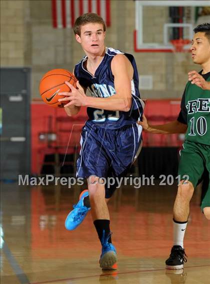 Thumbnail 2 in Laguna Blanca vs Fairmont Prep (Nike Extravaganza) photogallery.