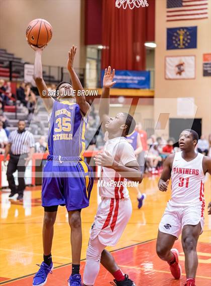 Thumbnail 3 in Guerin Catholic @ North Central photogallery.