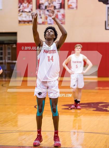 Thumbnail 2 in Guerin Catholic @ North Central photogallery.