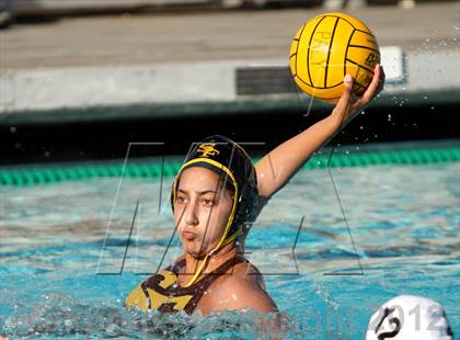 Thumbnail 1 in St. Francis vs Mitty (Amanda Mac Invitational) photogallery.