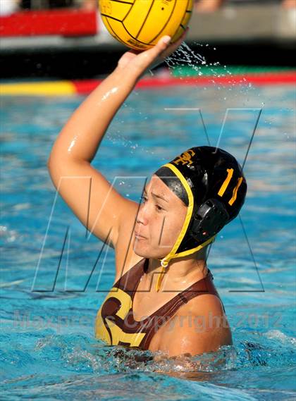 Thumbnail 2 in St. Francis vs Mitty (Amanda Mac Invitational) photogallery.