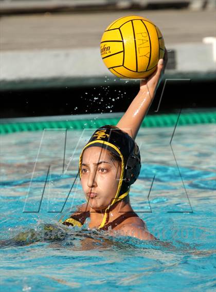 Thumbnail 3 in St. Francis vs Mitty (Amanda Mac Invitational) photogallery.