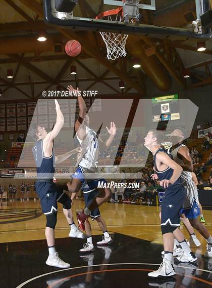 Thumbnail 2 in Vista del Lago vs. Capital Christian (CIF SJS D3 Final) photogallery.