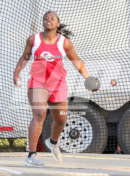 Thumbnail 2 in E.D. White(Catholic Relays) photogallery.