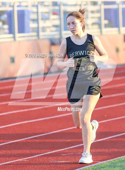 Thumbnail 2 in E.D. White(Catholic Relays) photogallery.