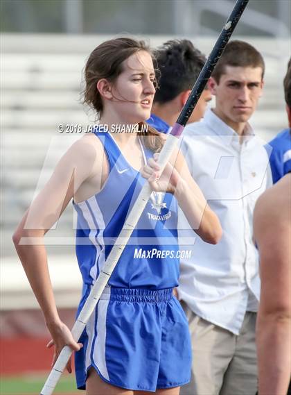 Thumbnail 3 in E.D. White(Catholic Relays) photogallery.