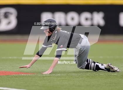 Thumbnail 3 in Grandview vs Paradise (Lloyd Burton Memorial) photogallery.