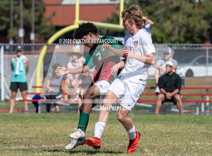 Thumbnail 3 in Smoky Hill vs. Denver East photogallery.
