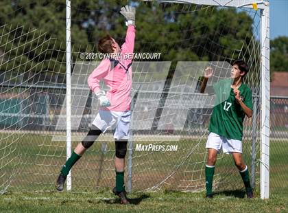 Thumbnail 3 in Smoky Hill vs. Denver East photogallery.