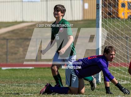 Thumbnail 2 in Smoky Hill vs. Denver East photogallery.