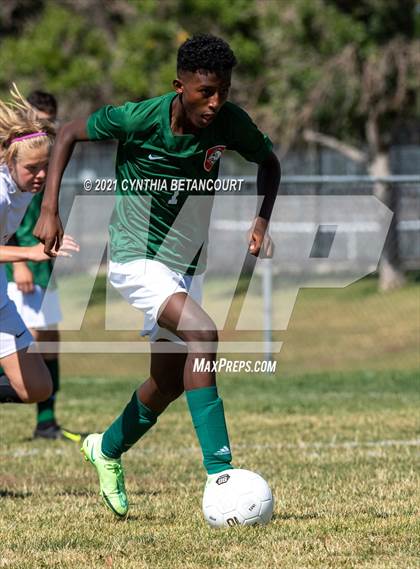 Thumbnail 1 in Smoky Hill vs. Denver East photogallery.