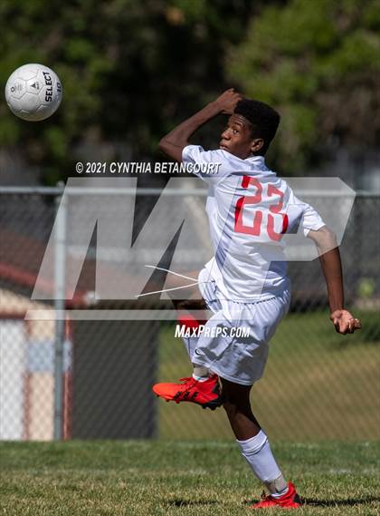 Thumbnail 1 in Smoky Hill vs. Denver East photogallery.