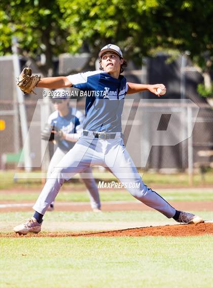 Thumbnail 3 in Maryknoll vs Kamehameha Kapalama photogallery.