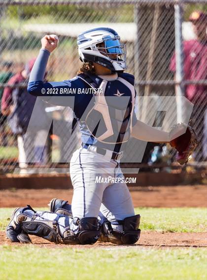 Thumbnail 1 in Maryknoll vs Kamehameha Kapalama photogallery.