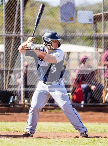 Thumbnail 2 in Maryknoll vs Kamehameha Kapalama photogallery.
