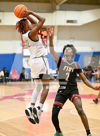 Thumbnail 2 in Florida State University High School vs Blake  (Sun Bash Tourney) photogallery.