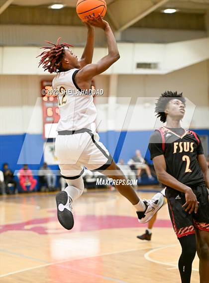 Thumbnail 1 in Florida State University High School vs Blake  (Sun Bash Tourney) photogallery.