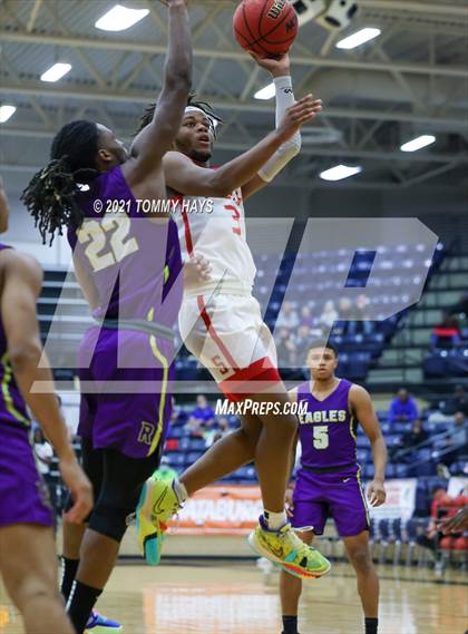 Thumbnail 3 in Richardson vs. South Grand Prairie (Whataburger Tournament) photogallery.