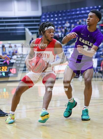 Thumbnail 1 in Richardson vs. South Grand Prairie (Whataburger Tournament) photogallery.