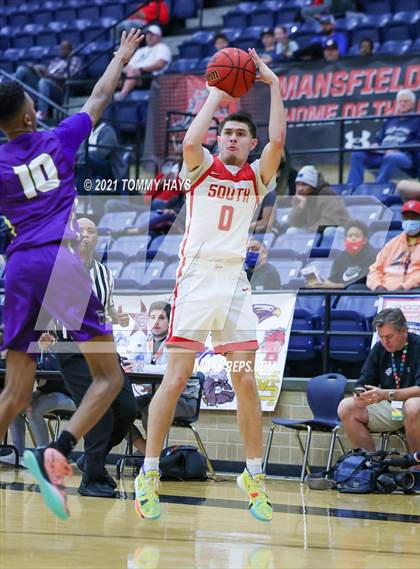 Thumbnail 2 in Richardson vs. South Grand Prairie (Whataburger Tournament) photogallery.
