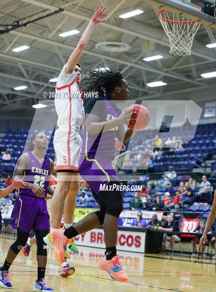 Thumbnail 2 in Richardson vs. South Grand Prairie (Whataburger Tournament) photogallery.