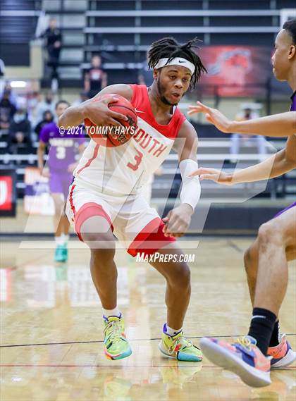 Thumbnail 1 in Richardson vs. South Grand Prairie (Whataburger Tournament) photogallery.