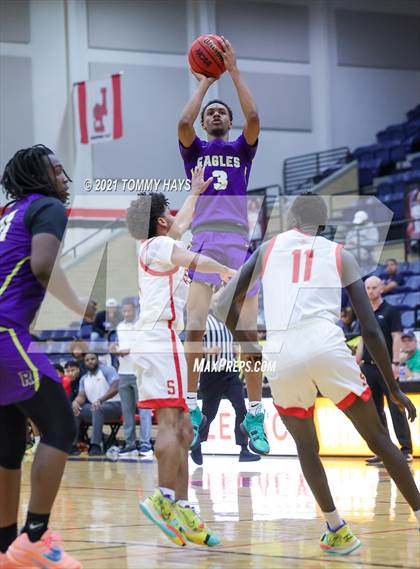 Thumbnail 2 in Richardson vs. South Grand Prairie (Whataburger Tournament) photogallery.