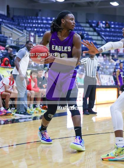 Thumbnail 3 in Richardson vs. South Grand Prairie (Whataburger Tournament) photogallery.