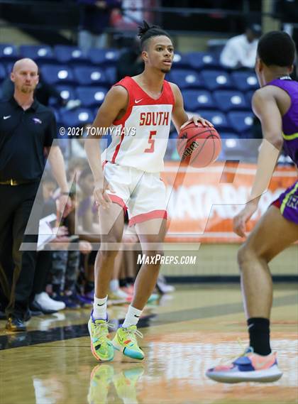 Thumbnail 1 in Richardson vs. South Grand Prairie (Whataburger Tournament) photogallery.
