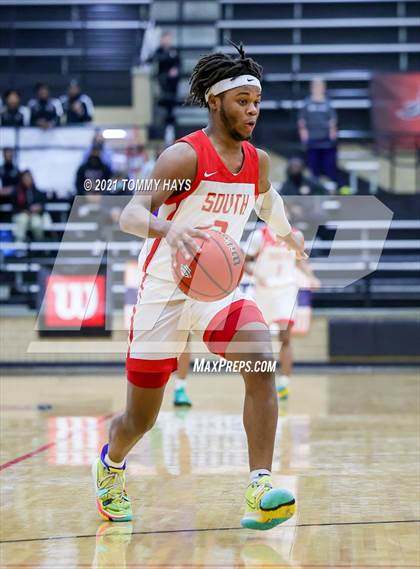 Thumbnail 1 in Richardson vs. South Grand Prairie (Whataburger Tournament) photogallery.