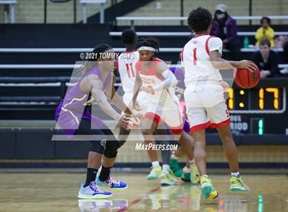 Thumbnail 2 in Richardson vs. South Grand Prairie (Whataburger Tournament) photogallery.