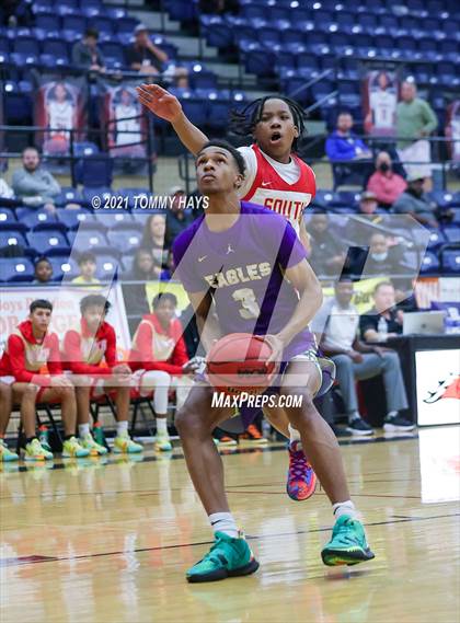 Thumbnail 2 in Richardson vs. South Grand Prairie (Whataburger Tournament) photogallery.