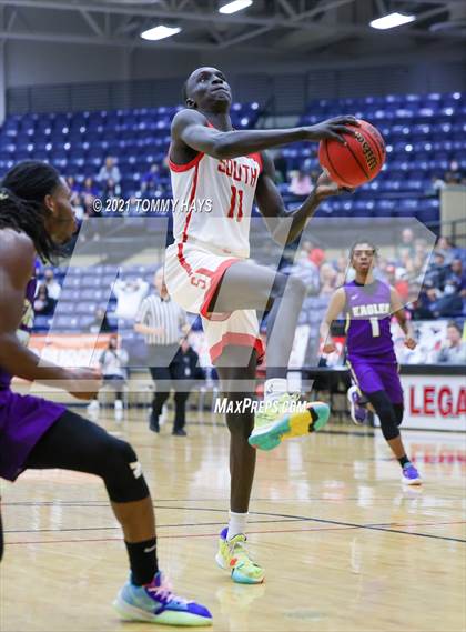 Thumbnail 2 in Richardson vs. South Grand Prairie (Whataburger Tournament) photogallery.