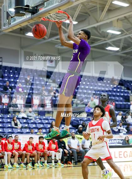 Thumbnail 1 in Richardson vs. South Grand Prairie (Whataburger Tournament) photogallery.