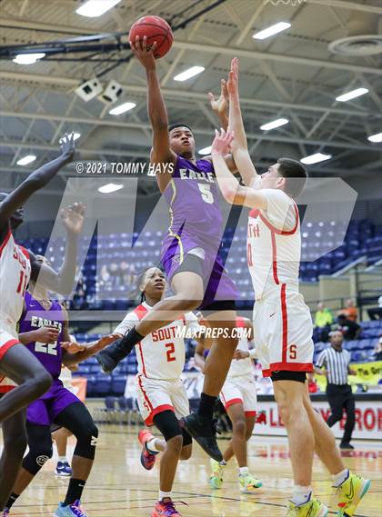 Thumbnail 1 in Richardson vs. South Grand Prairie (Whataburger Tournament) photogallery.