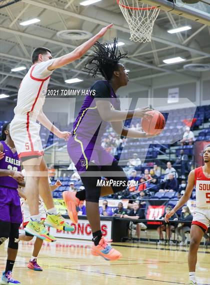 Thumbnail 3 in Richardson vs. South Grand Prairie (Whataburger Tournament) photogallery.