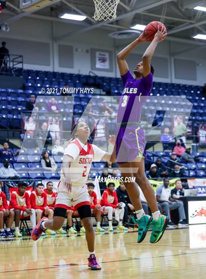 Thumbnail 1 in Richardson vs. South Grand Prairie (Whataburger Tournament) photogallery.